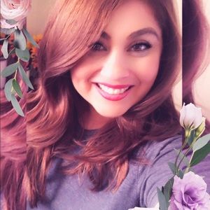 Meet your Posher, Devina